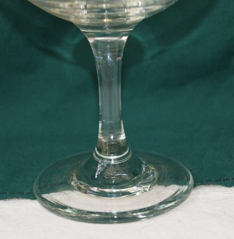 Coupe Glass (4 available, bid per glass)