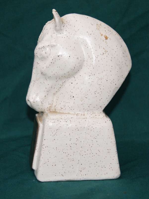Goosen Porcelain Horse Statue
