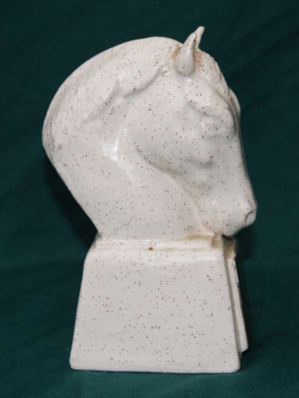 Goosen Porcelain Horse Statue