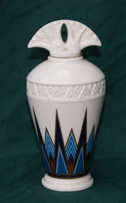 Elizabeth Arden ` Treasure of the  Pharaohs` Jar
