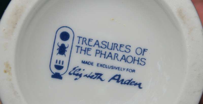 Elizabeth Arden ` Treasure of the  Pharaohs` Jar