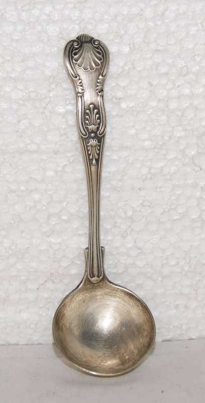 Hallmarked Silver Kings Pattern Sauce Spoon London 1975  (38.1g)@@@ CCCRRRAAAZZZYYY R1 START