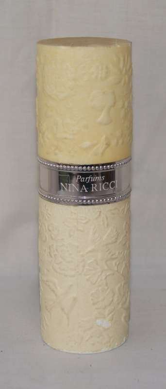 Nina Ricci `L`Air du Temps` Spray Bottle