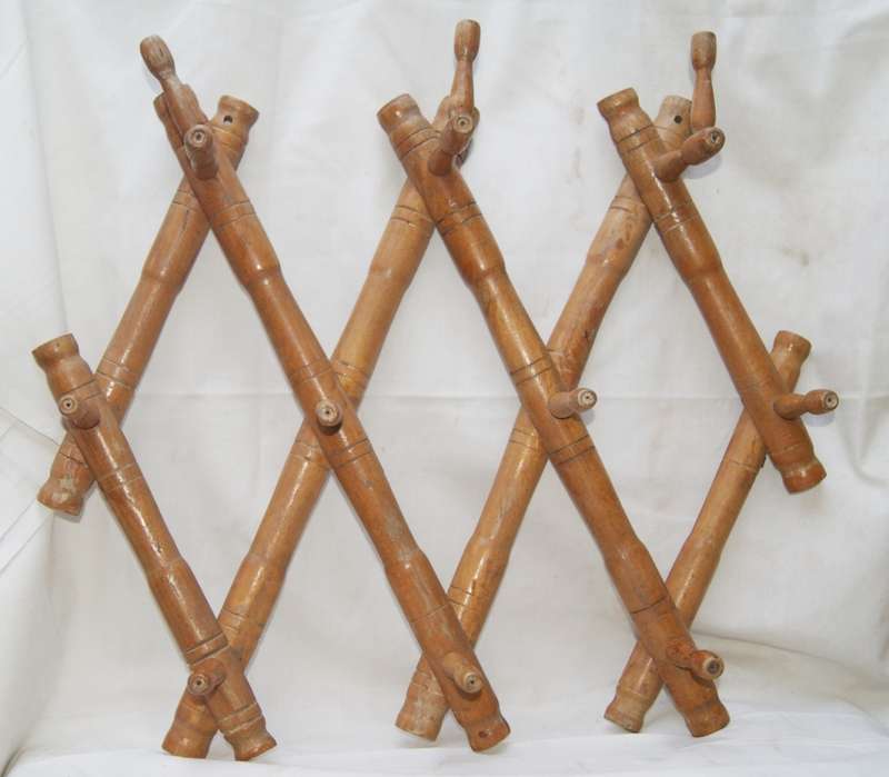 Vintage Extendable Wall Hanging Coat and Hat Rack