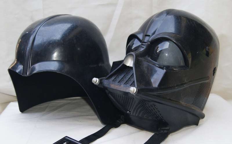 2004 Lukas Films Collectable Darth Vader Helmet