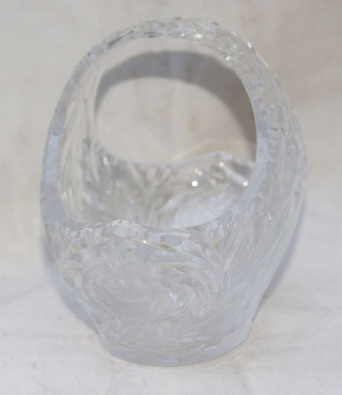 Hand Cut Rose Pattern Crystal Flower Bowl with Handle