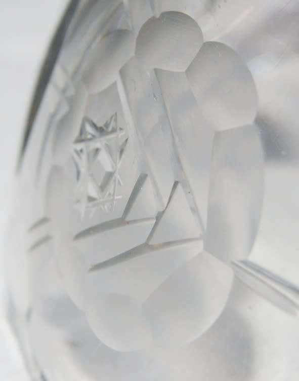 Small Rosecut Crystal Bowl in Excellent Condition