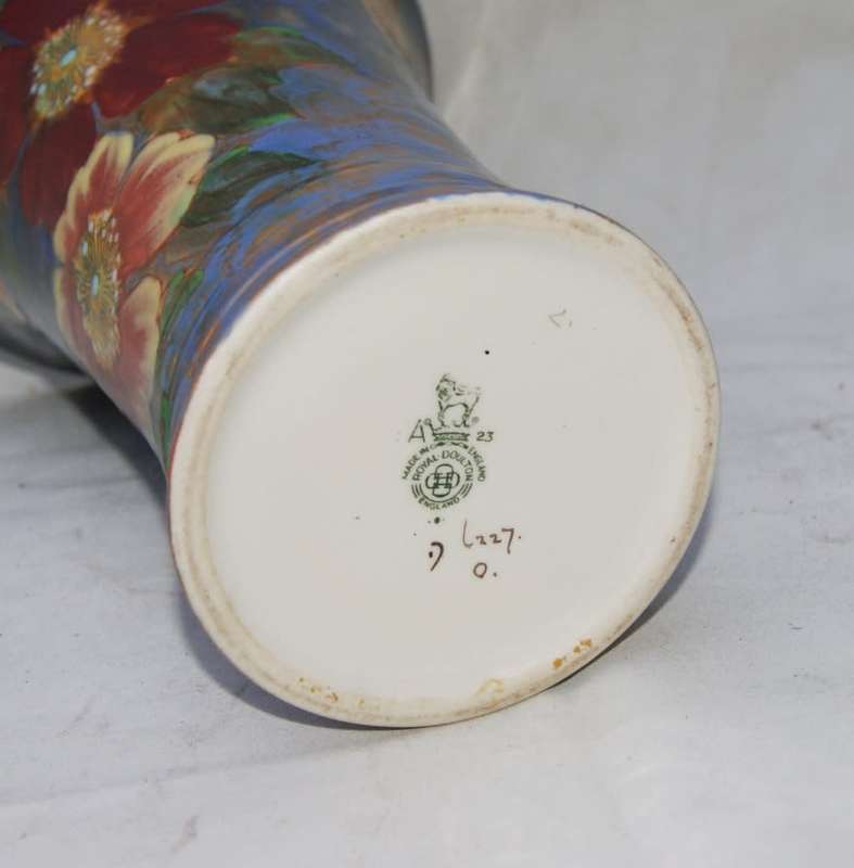Royal Doulton D6227 "Wild Roses" Large Vase