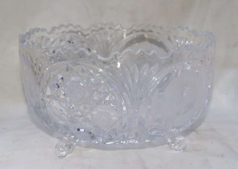 Round crystal Rosecut Bowl in Excellent Condition