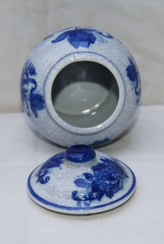 Vintage Crackle Glaze Flow Blue Ginger Jar