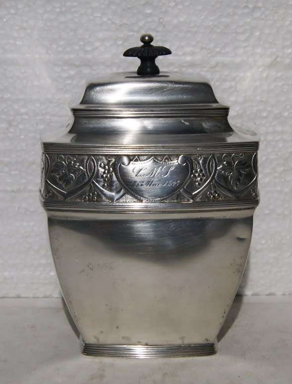 Denmark 1818 Hallmarked Silver Urn (338.1g) @R1 START
