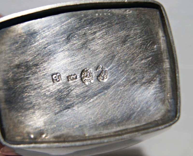 Denmark 1818 Hallmarked Silver Urn (338.1g) @R1 START