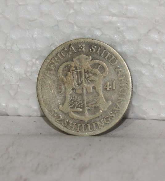 1941 Silver Florin (2 Shilling) (11g) @@@ R1 START