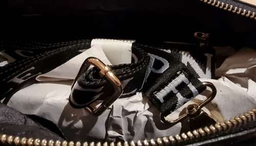 Brand new authentic luxury Polo set with a free purse included