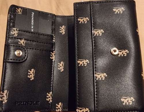 Brand new authentic luxury Polo set with a free purse included