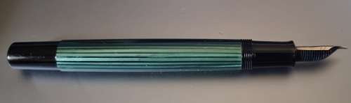Highly collectable - Authentic and rare Pelikan Germany 400 14k nib fountain pen
