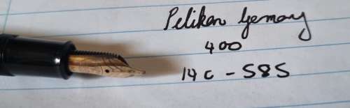 Highly collectable - Authentic and rare Pelikan Germany 400 14k nib fountain pen
