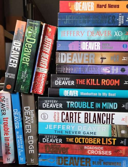 Awesome Jeffrey Deaver collection!!! - 24 of the best and some rare