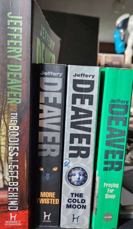 Awesome Jeffrey Deaver collection!!! - 24 of the best and some rare