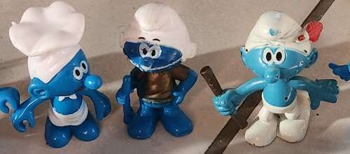 Collectable smurfs from 2 sizes