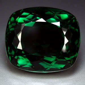 19.60ct TOURMALINE GREEN CUSHION QUARTZ