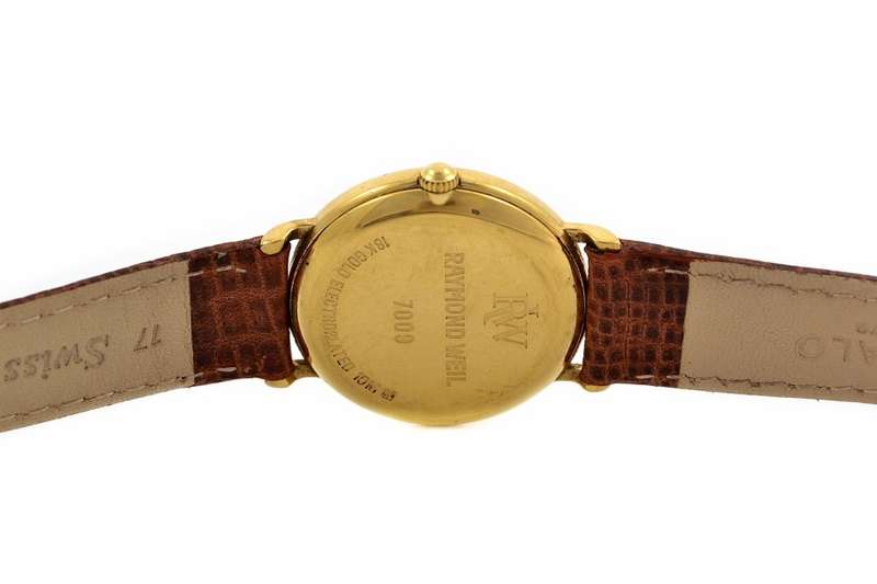 Vintage Raymond Weil 18kt Gold Plated Hand Winding Midsize Watch 1058