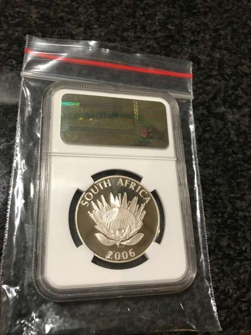 2006 Protea R1 - Desmond Tutu - PF 69 Ultra Cameo