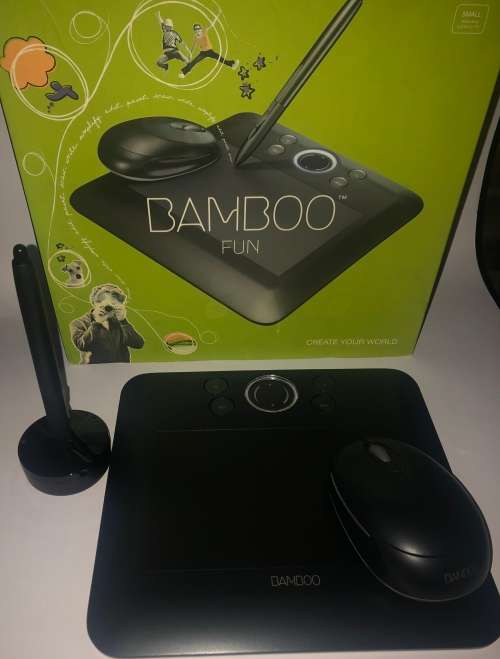 Wacom Bamboo fun graphic drawing tablet BRAND NEW *bargain*