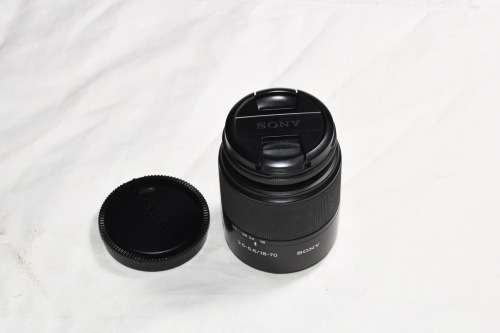 Sony 18-70mm lens for Sony alpha A-mount
