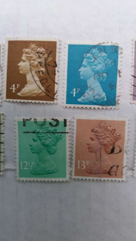 Lot of Queen Elizabeth Stamps *27 x used *