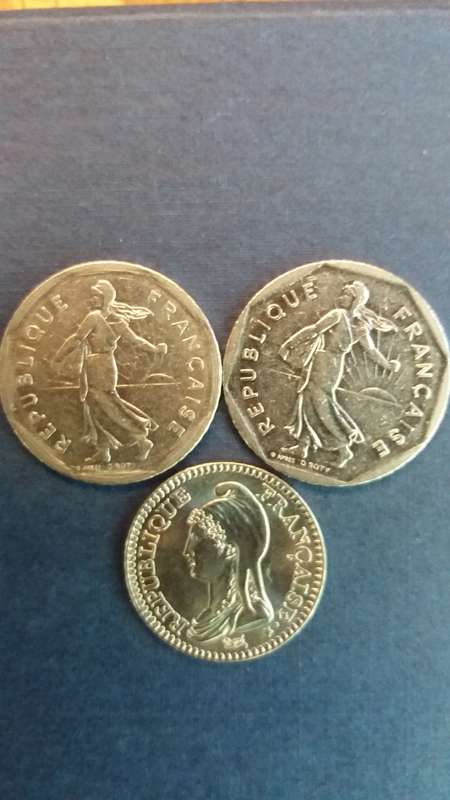 France 1979 & 1981 2 Franc & 1992 1 Franc * 3 x coins*