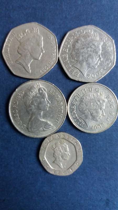 United Kingdom 1997 & 2002 50 pence, 1996 20 pence  & 1969 & 2007 10 pence *5 x coins*