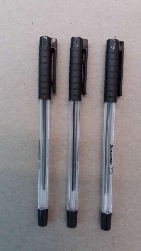Entrepreneur Medium Black 1,0 tip * 4 X Pens inclusive in price*