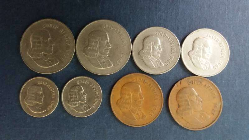 South Africa 1965 coin set includes 20c, 10c, 5c & 2c & includes  E & A * All circulated coins X 8*