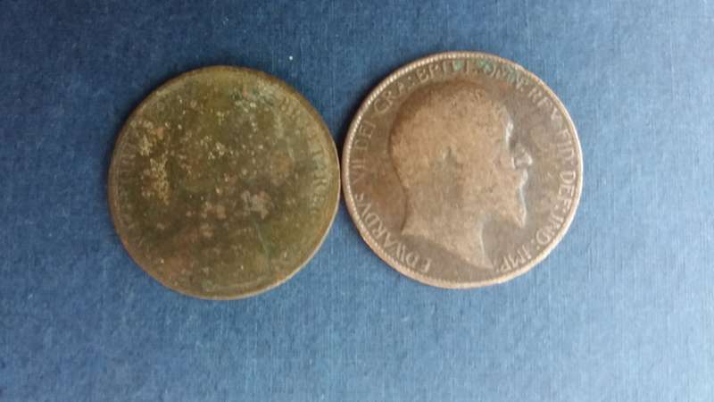 United Kingdom 1862 & 1902 1/2 Penny * Queen Victoria & King Edward V11*