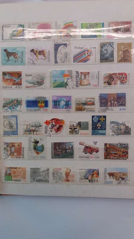+ 621 World Stamps from 1960s including RSA in Vintage Flying Eagle Album 16 Pages * 32x26x2*