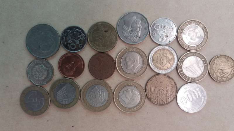 Various World Coins 19 x Coins see description for details
