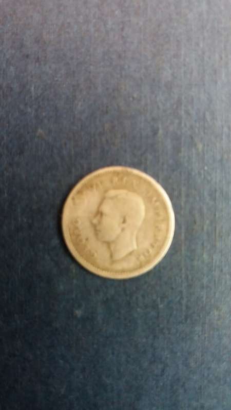 South Africa 1944 3 pence * 80 % Silver*