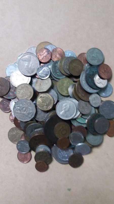 World Mix Coins - lot of 150 coins in total