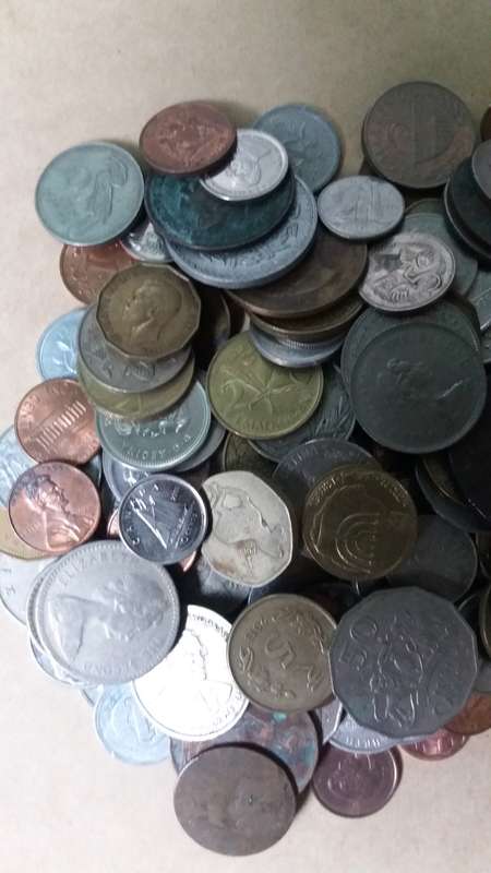 World Mix Coins - lot of 150 coins in total
