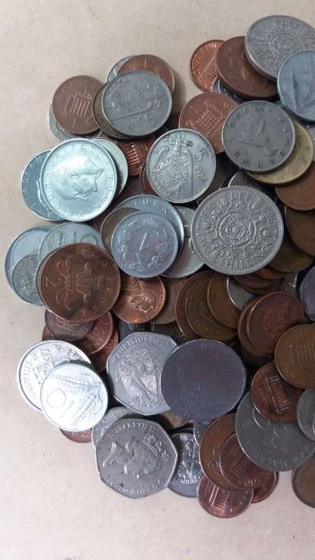 World Mix Coins - lot of 200 coins in total