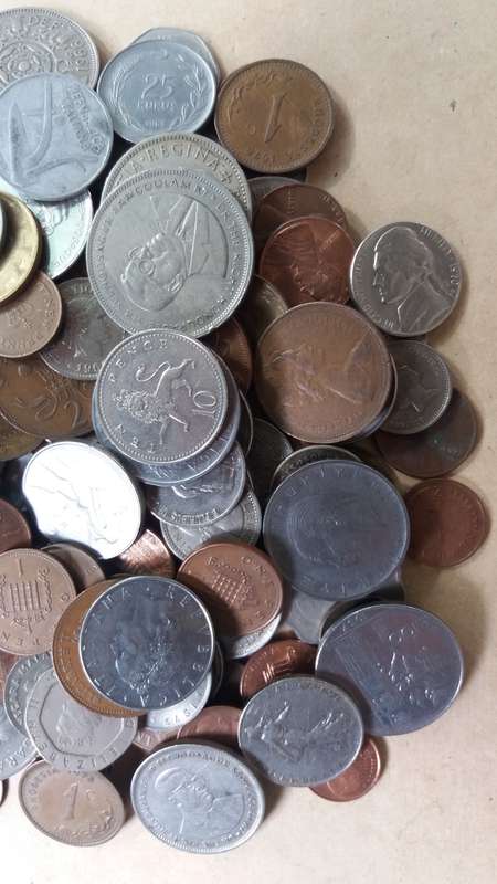World Mix Coins - lot of 200 coins in total