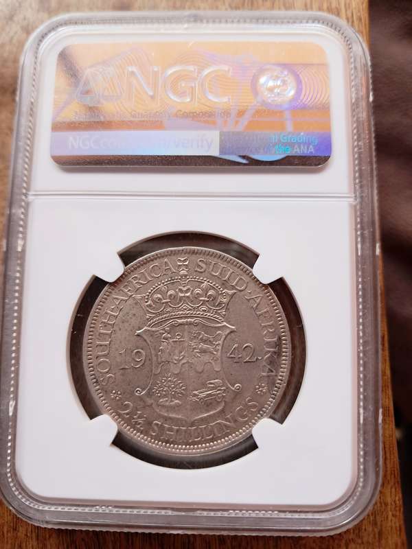 1942 SILVER 2.5 S GEORGE V1 NGC GRADED AU58