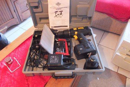 Reduced & last list MTS 5 in 1 INTERCHANGEABLE CORDLESS TOOL KIT AWESOME CASE IN EXCELLENT CONDITION