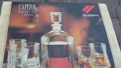 BRAND NEW SET OF CAPITOL 6 WHISKY GLASSES AND DECANTER IN PERFECT CONDITION