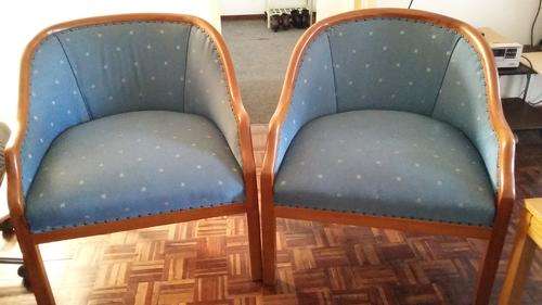2 x REALLY COMFORTABLE EASY CHAIRS IN GOOD CONDITION