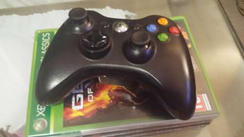 Xbox 360 controller and Gears of war 1 - 3 and Judgement