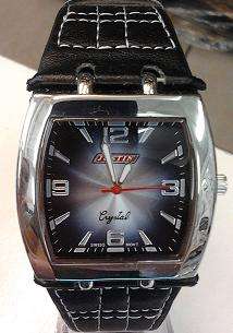 MENS WATCH WITH LEATHER STRAP