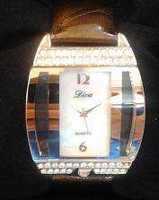 QAURTZ WATCH FOR THE LADIES