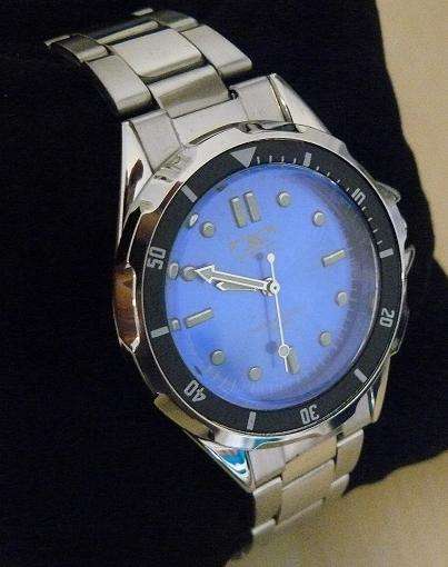 SILVER TEC MENS WATCH (blue face) with glow in the dark dials